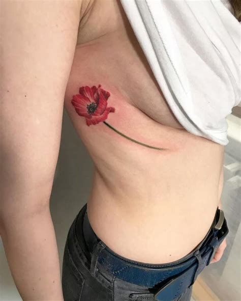 underneath boob tattoos|23 Under Breast Tattoo Ideas For The Bravest。